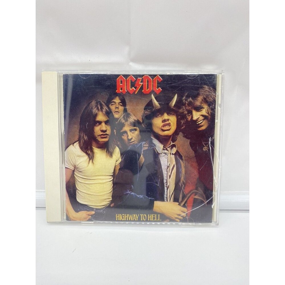 AC/DC - Highway to Hell CD 1990Warner Communications (USA) Good Preowned Cond.